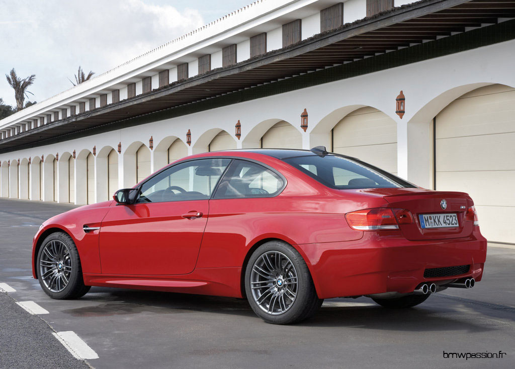 photo BMW-M3 COUPE 2008 02