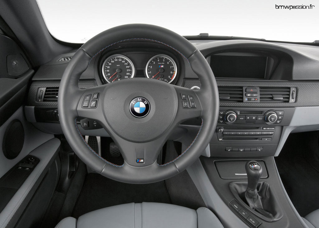 photo BMW-M3 COUPE 2008 03