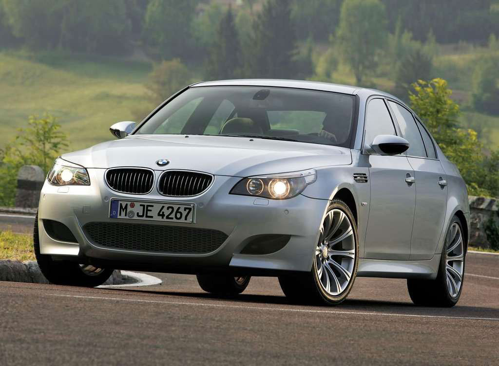 photo BMW-M5 2005